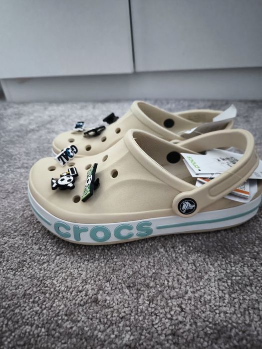 Crocs Bayaband clog 38-39 nou cu eticheta+6 jibitzzuri cadou