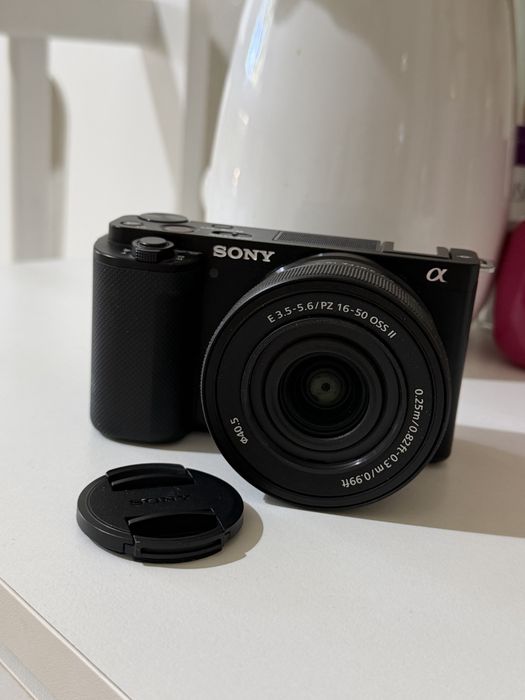 Sony zv-E10 KIT 16-50 mm черный