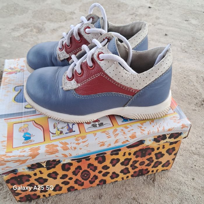 Pantofi din piele marimea 27
