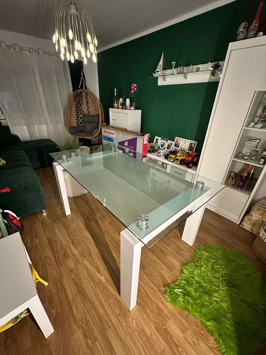 Masa din sticla