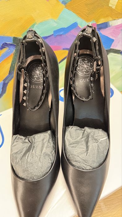 Guess дамски обувки с ток / натурална кожа / почти нови