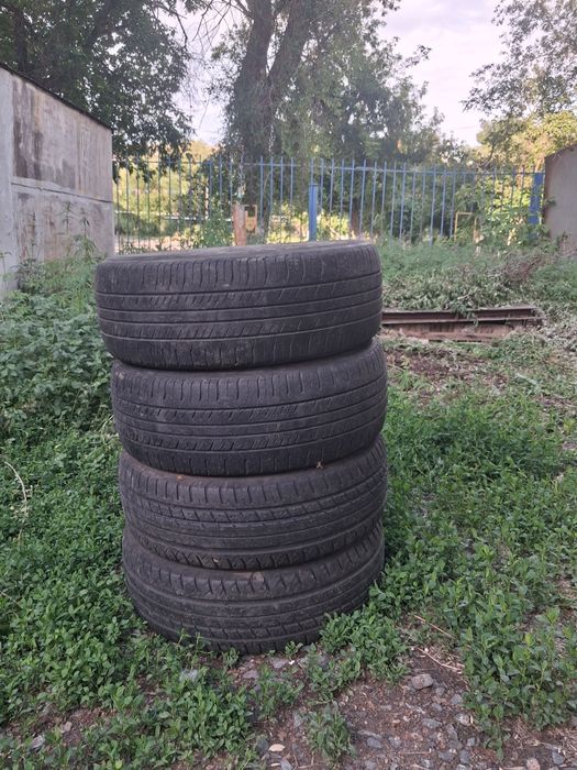 Продам резину хорошую