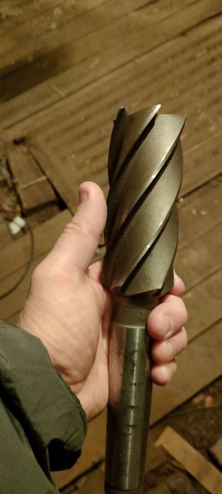 Инструмент фрезы свёрла