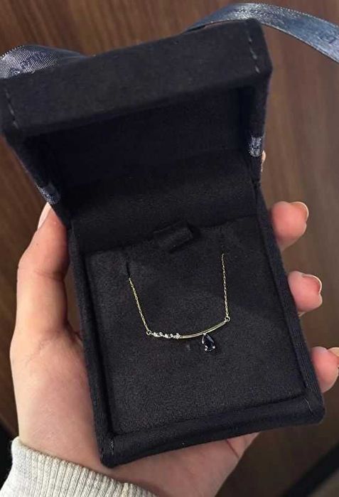 Златно колие 14 K с диамантена висулка