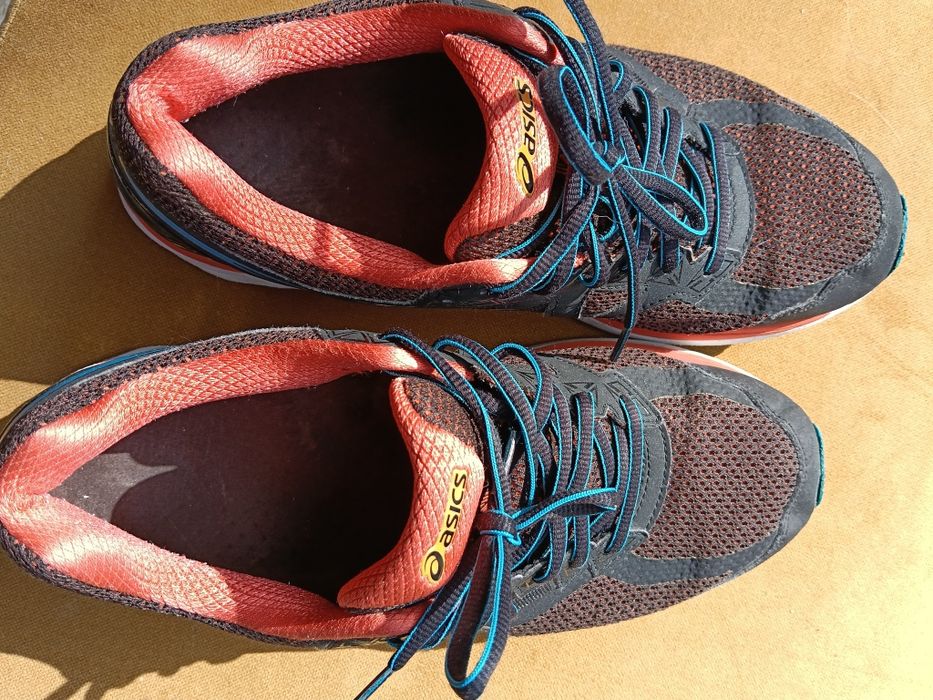 Adidasi Alergare / Running ASICS GT-2000  – Marimea 42.5 (27 cm) – Stare Foarte Buna
