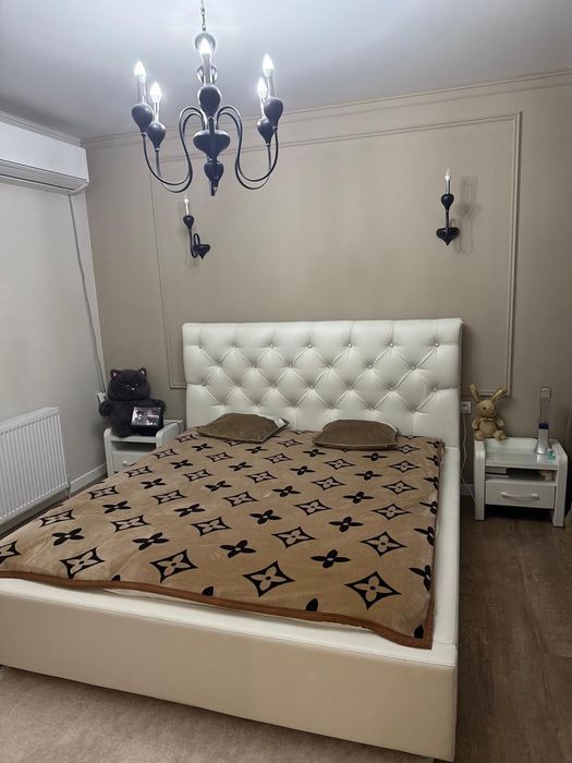 Спальный гарнитур