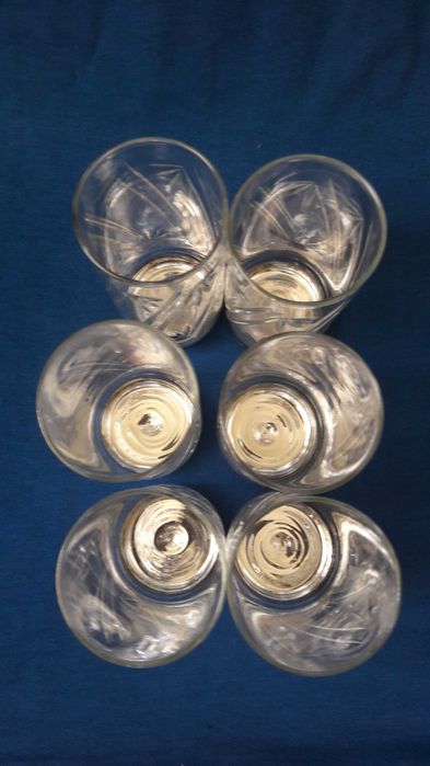 Хрустальные рюмки