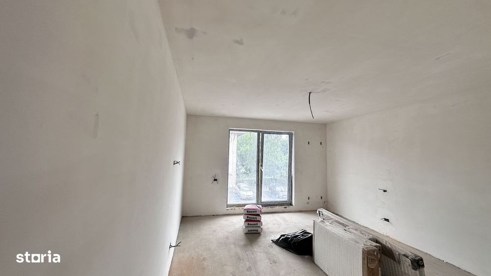 Apartament 3 camere bloc vila - 75 mp + parcare - Tractorul 137500