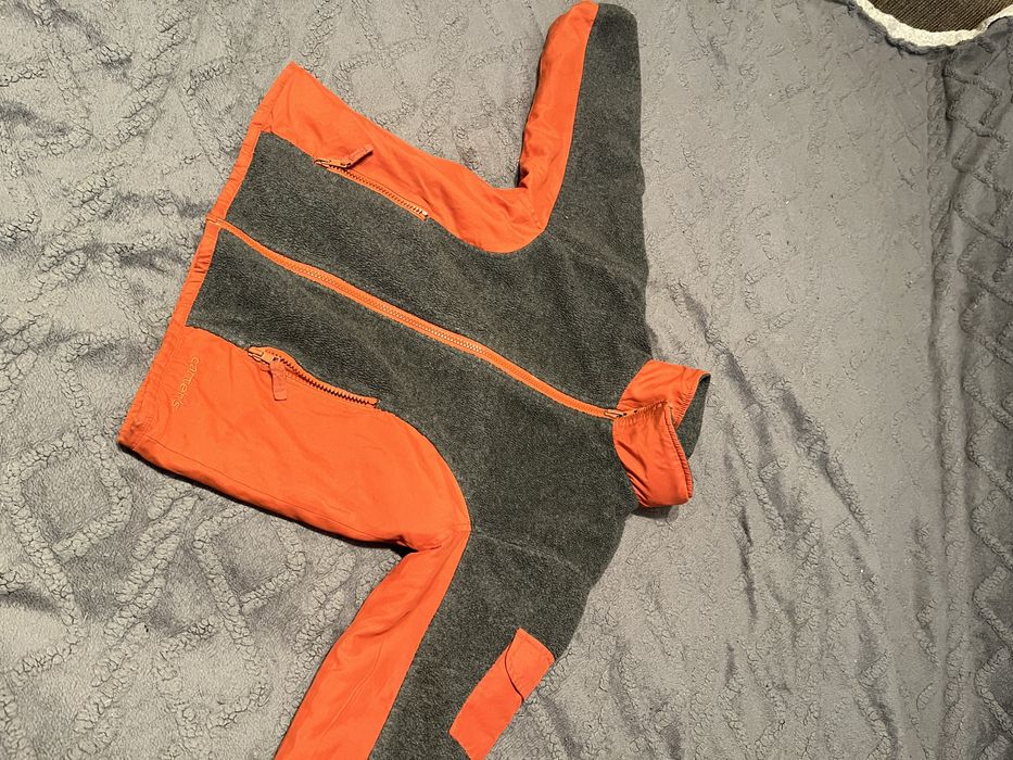 Продам комплект вещей