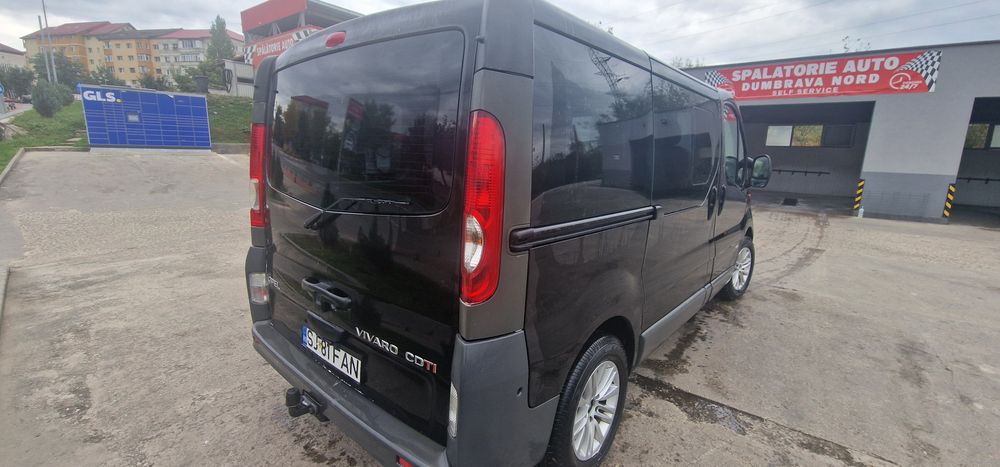 Vand Opel Vivaro 2.0 anul 2008