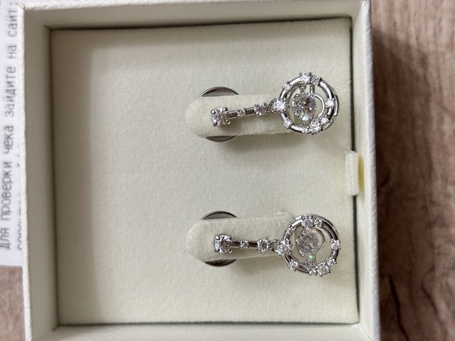 Swarovski совершенно новый