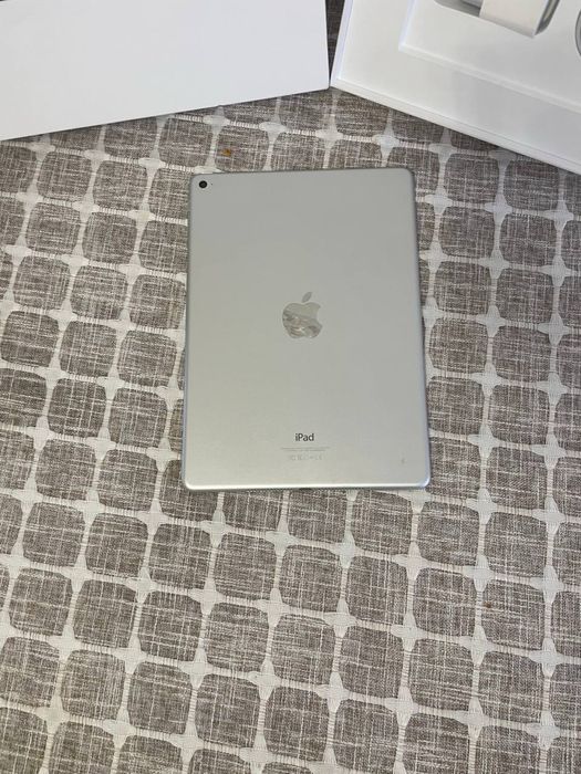 Ipad Air 2, Karobka dakument + Original zaryadchik