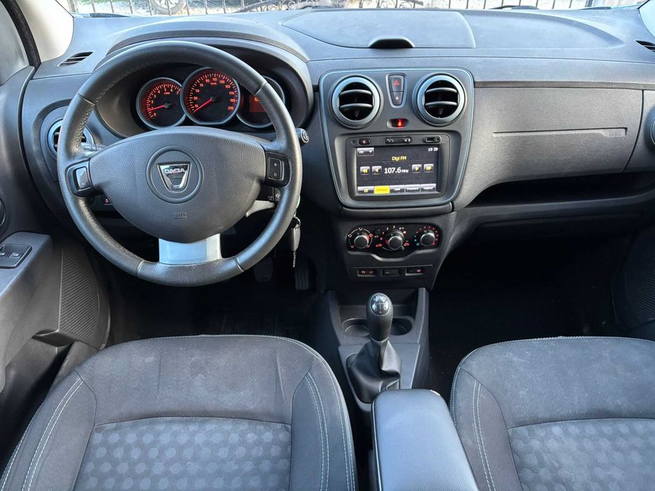 Dacia Lodgy Stepway 1.2 TCE / Fabricatie 06.2015/ 109000 km
