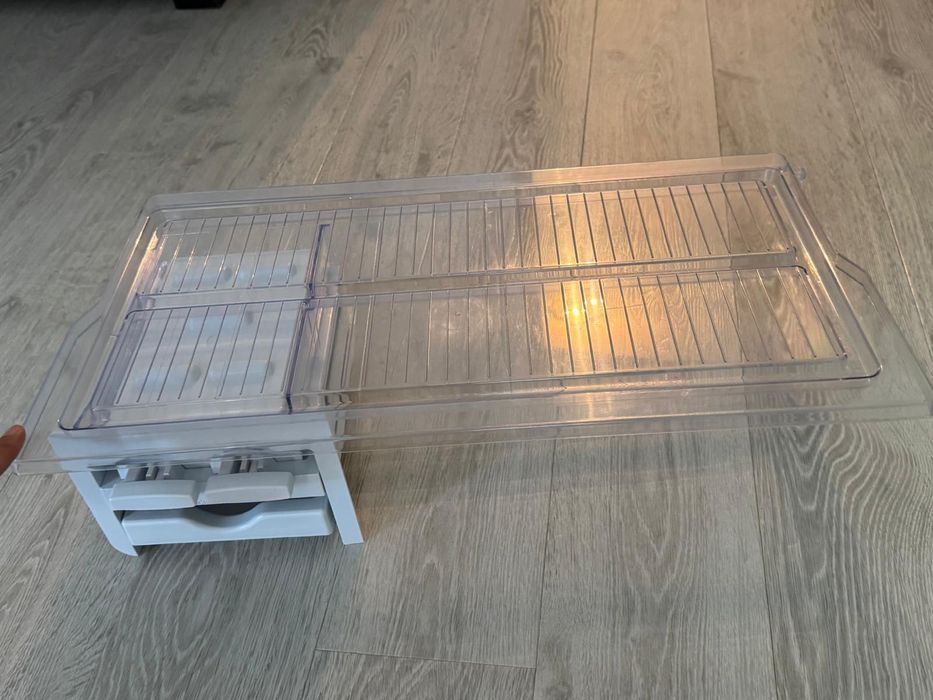 Sertare, polițe & suport sticle pentru frigider Beko DDEN507WD+