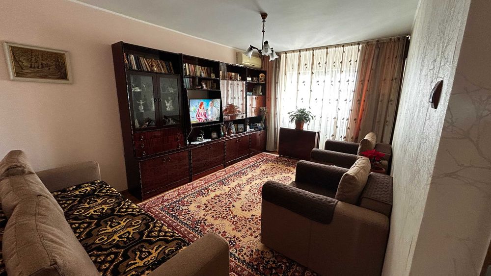 Apartament 2 camere decomandat, Micro 17
