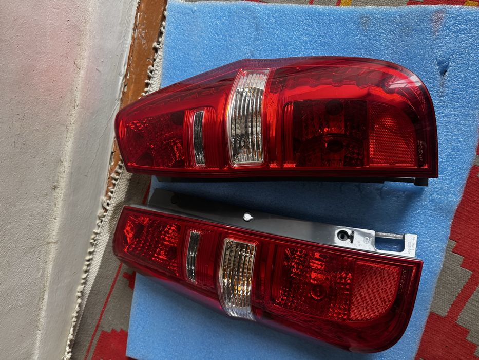 Задный стопи от Старекс отличный