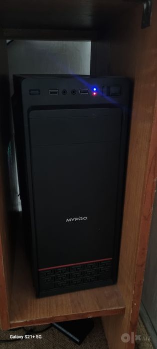 Full komplekt igravoy kompyuter sotiladi 2 monitor bilan