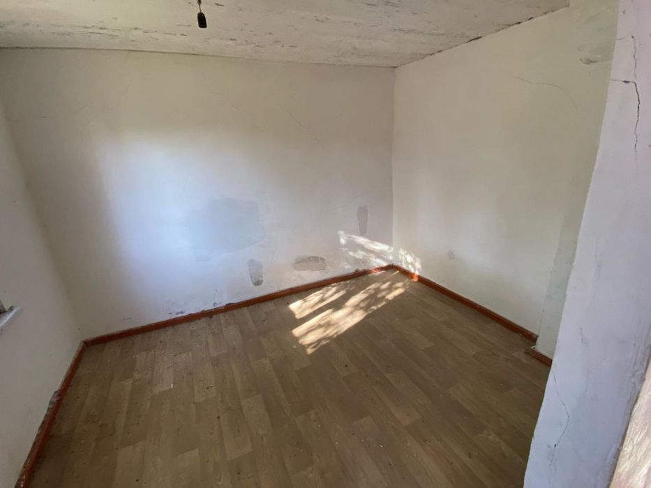 Продам  участок с времянкой 12 соток !