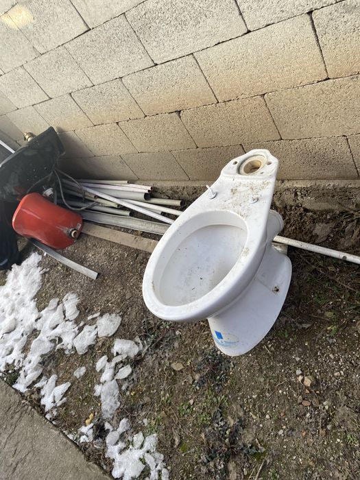 Унитаз бу продаю