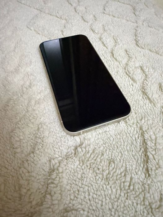 Продам IPhone 14