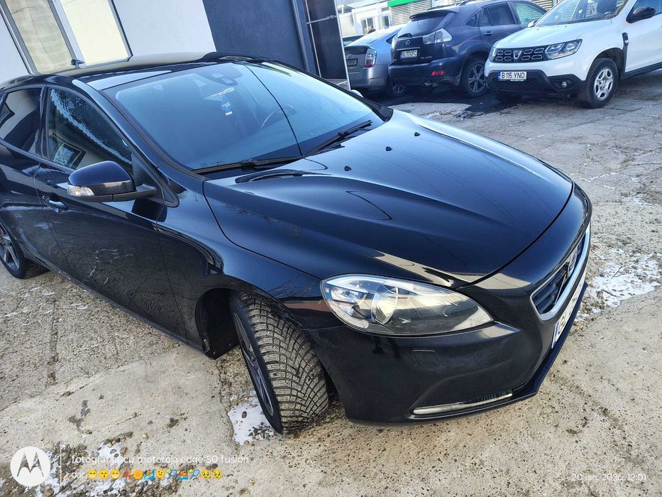 De vanzare Volvo V40,D3 unic propietar in tara.