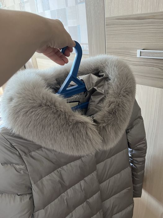 Пуховик продам в отличном состоянии
