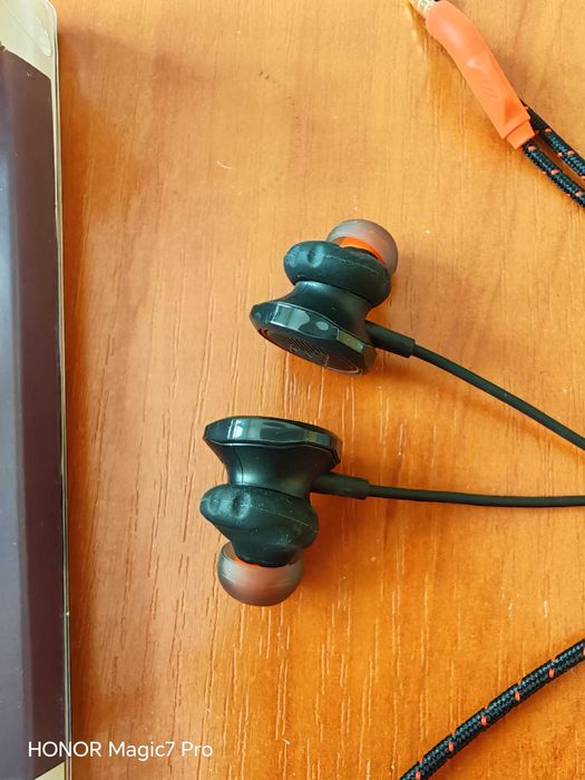 Гемърски слушалки JBL Quantum 50