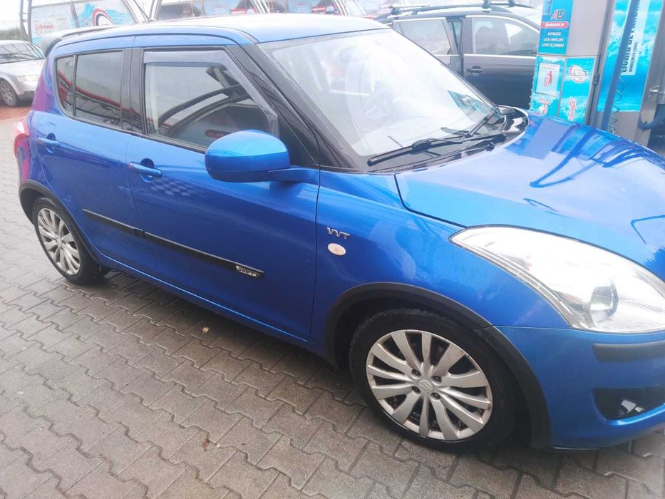 Suzuki Swift/ 2010