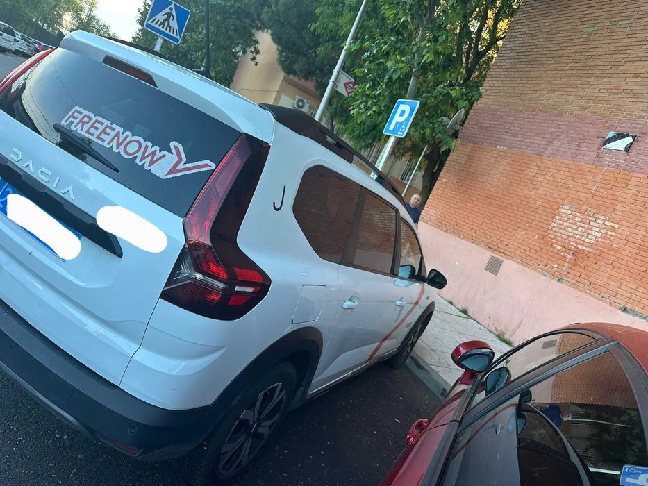 Vand Dacia Jogger 1.0benzina gaz 2024 Euro6