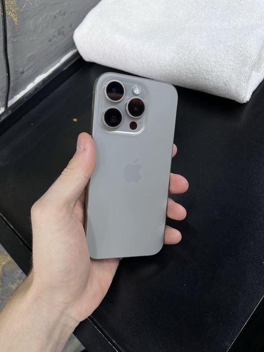 iphone 15 pro yangi hama narsasi bor