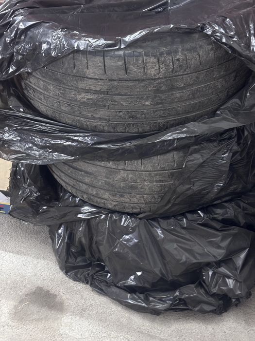продам компелект резины 255/50R20 все сезонка