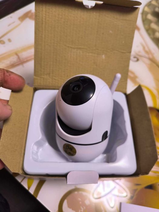 Чисто нова камера