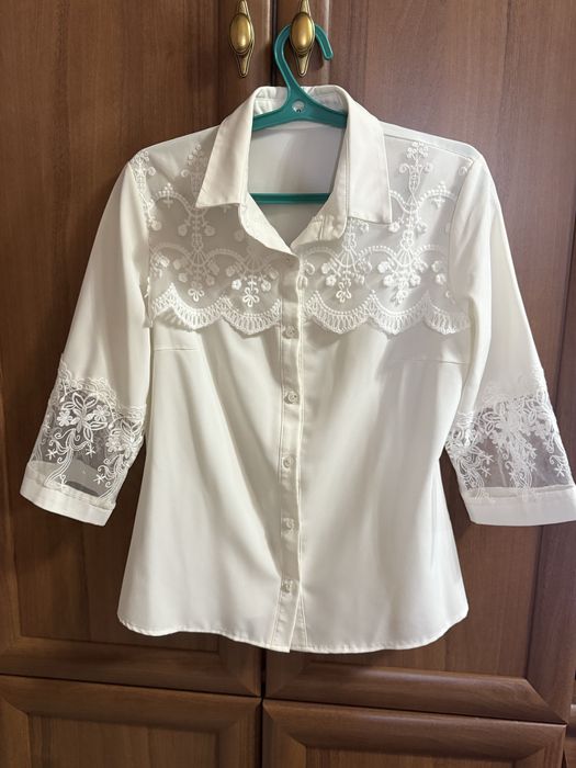 Блузка белая школьная