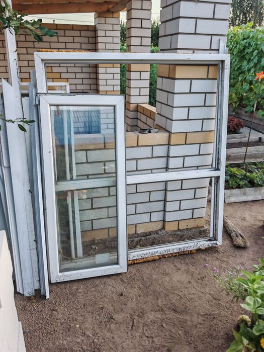 Продам окно пластиковое