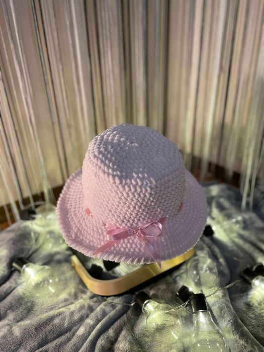 Ръчно плетени шал, шапки за мъже, жени и деца.