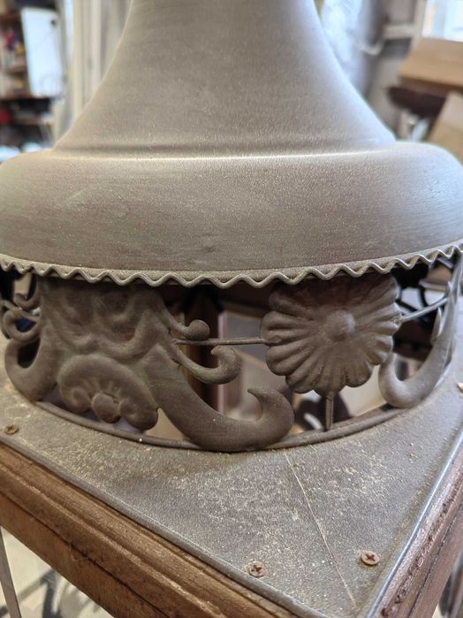 Античен фенер  .