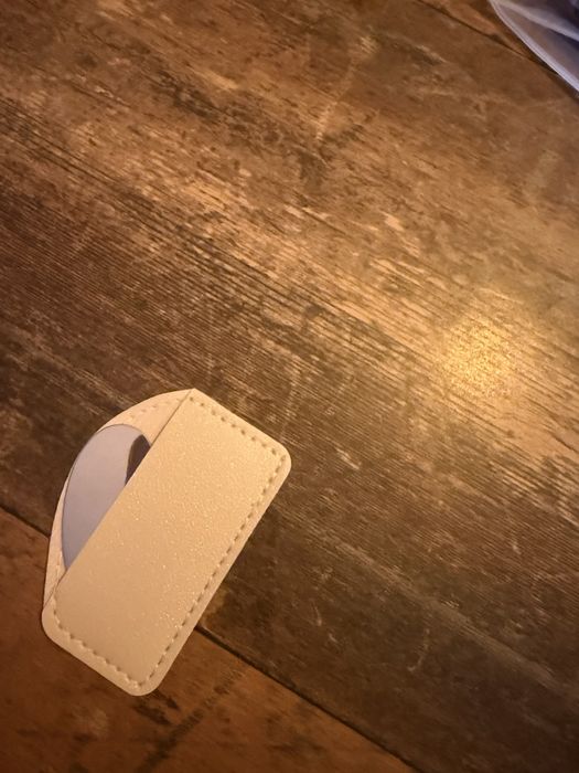 Мини  вариант на масажор Gua Sha в екегантен вариант