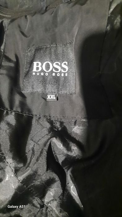 Куртка= бомбер Hugo Boss