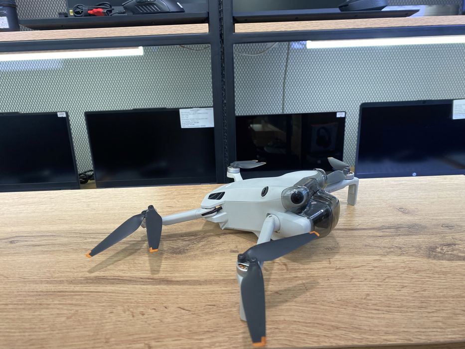 Квадрокоптер DJl Mavic Mini 4 Pro, сумка, пульт, 2456/А10