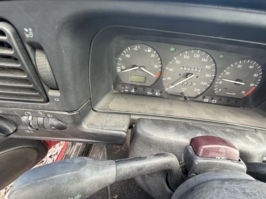VW Passat B4 Variant 1.8 90 к.с. 1994 г на части