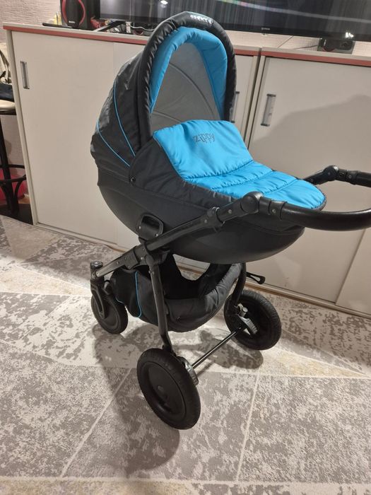 Коляска 2 в 1 в идеале.