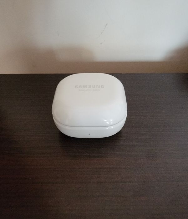 Casti Samsung Galaxy Buds Live

Buds Live