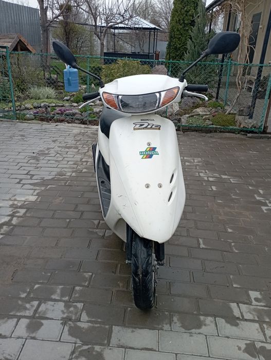 Продаю honda dio af34