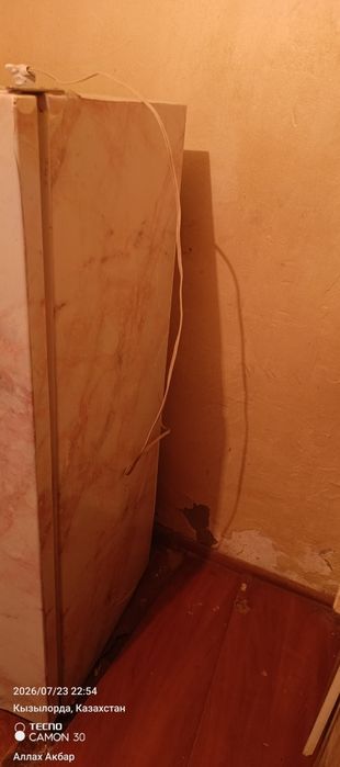 Холодильник продать
