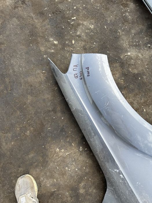 Калник оригинален Ауди Q7 десен Audi Кю7 с минимални забележки н403