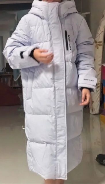 Продам зимеий пуховик на девочку