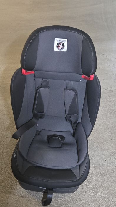 Scaunul auto Peg Perego, Viaggio 1-2-3 Via, cu Isofix, stare excelenta