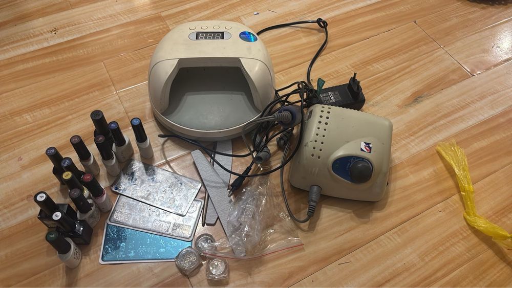 Продам маникюрный набор