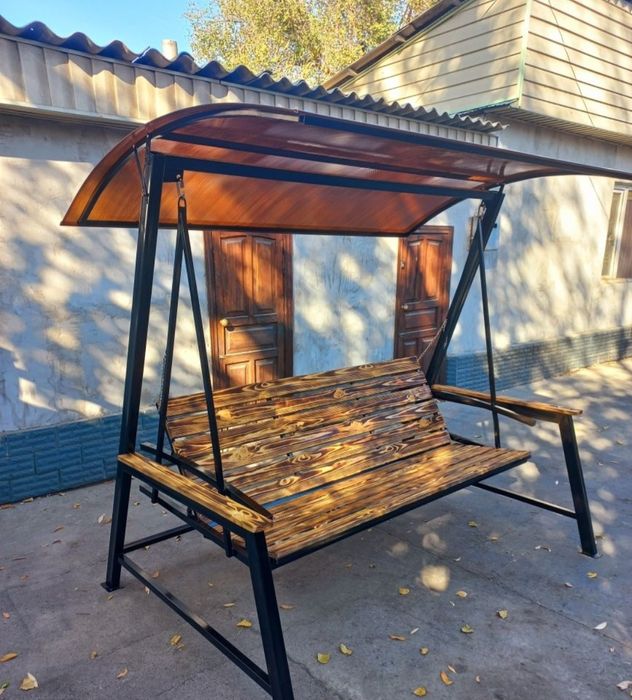 Качелья.         .