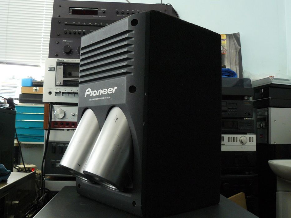 Pioneer TS-WX206A Subwoofer със 150W вграден усилвател Бас буфер